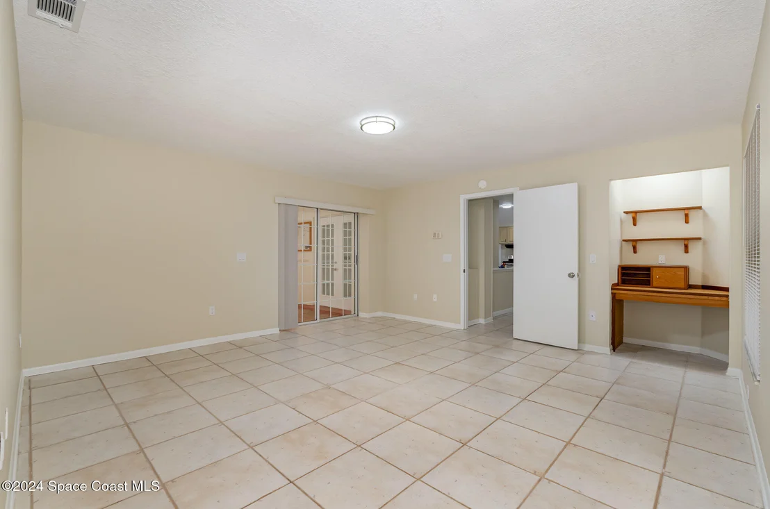 Photo of 2549 Hooper Road