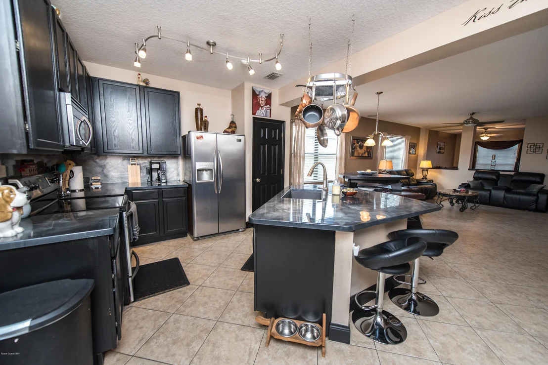 Photo of 1135 Bolle Circle