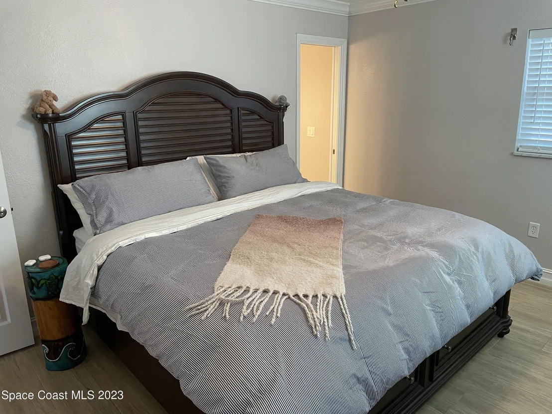 Photo of 387 Carmine Drive