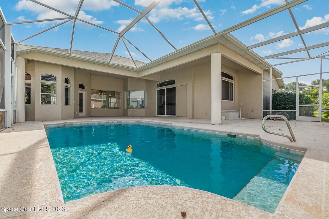 Photo of 990 Starling Way