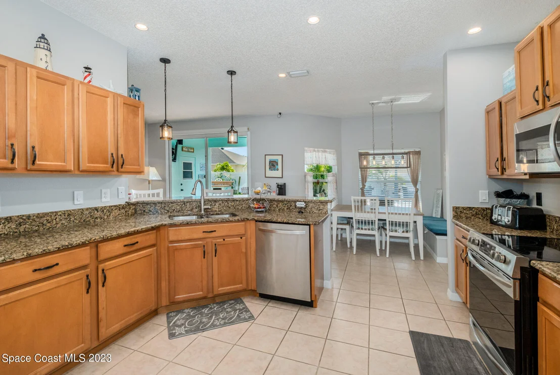 Photo of 825 Triple Crown Lane