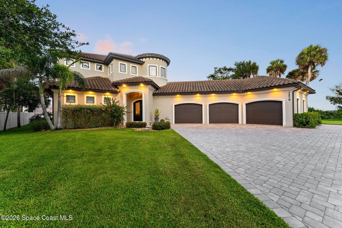 Photo of 3479 N Sylvan Lane