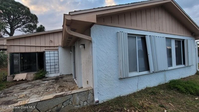 Photo of 443 Myrtlewood Road