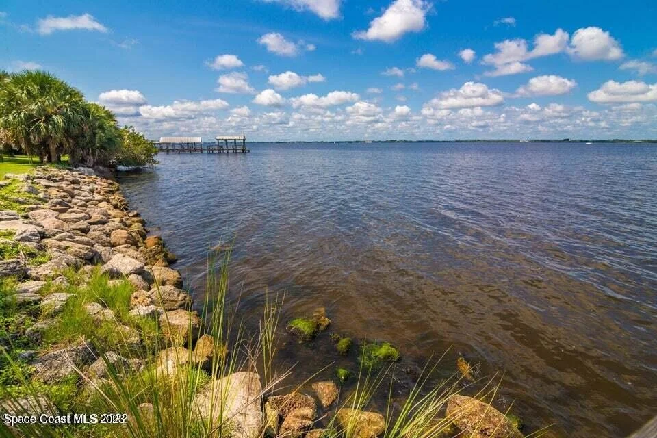 Photo of 707 Hibiscus Trail