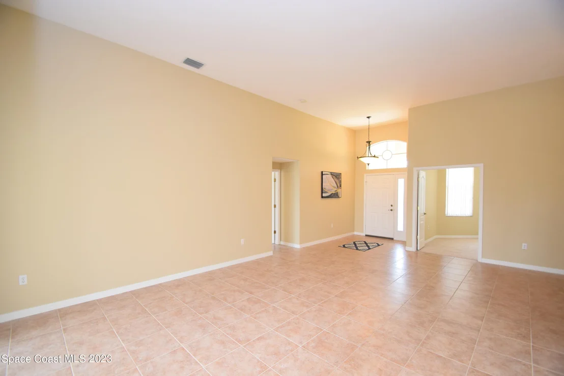 Photo of 2223 Woodfield Circle