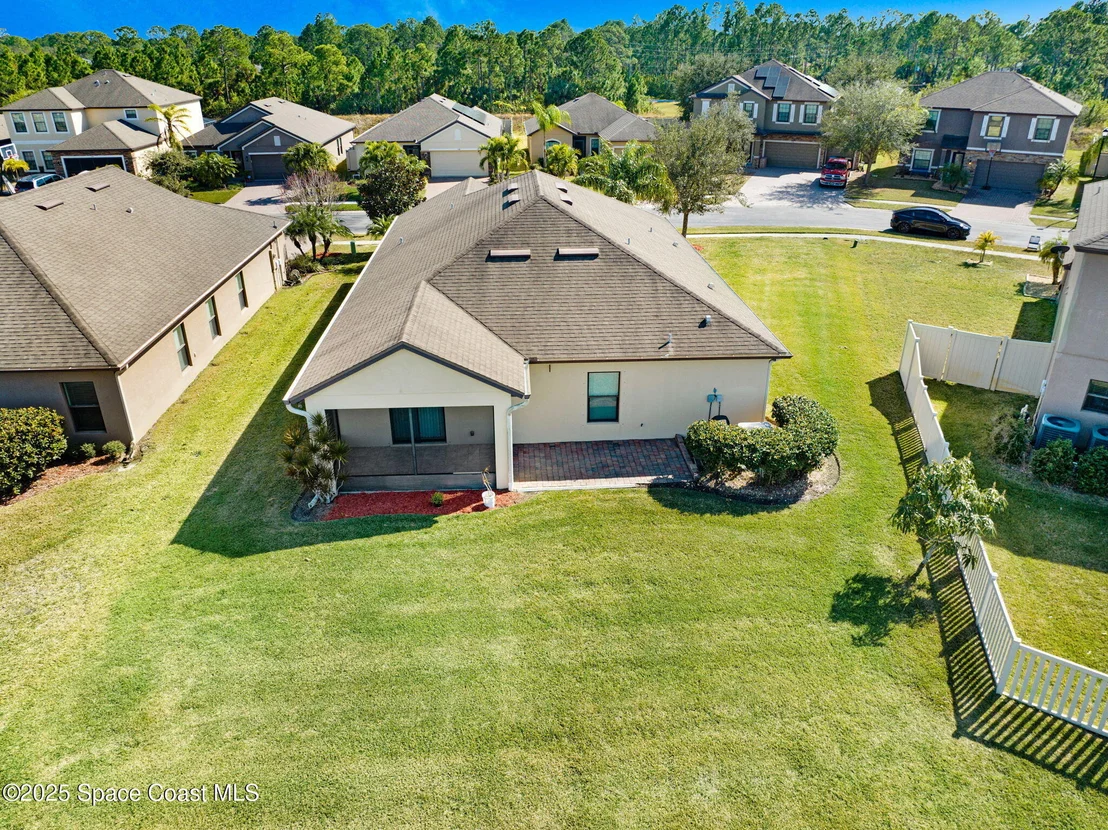 Photo of 1141 Dillard Drive SE