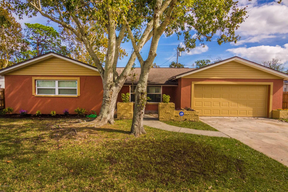 Photo of 1434 Floyd Drive