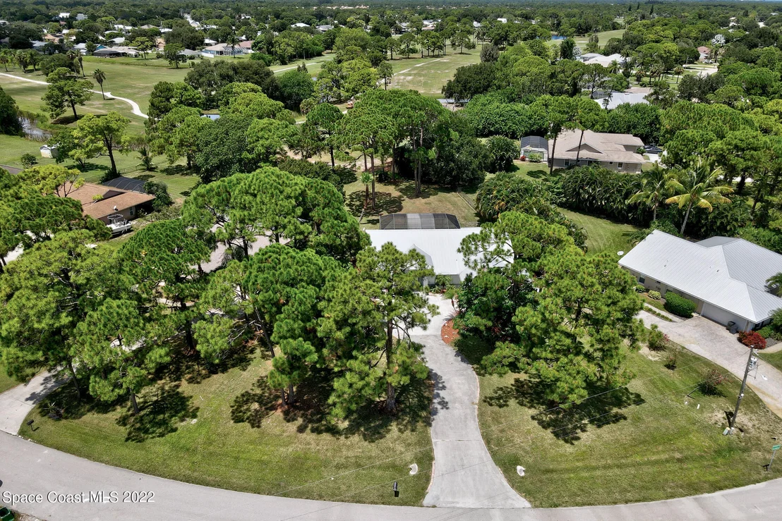 Photo of 4100 Redwood Drive