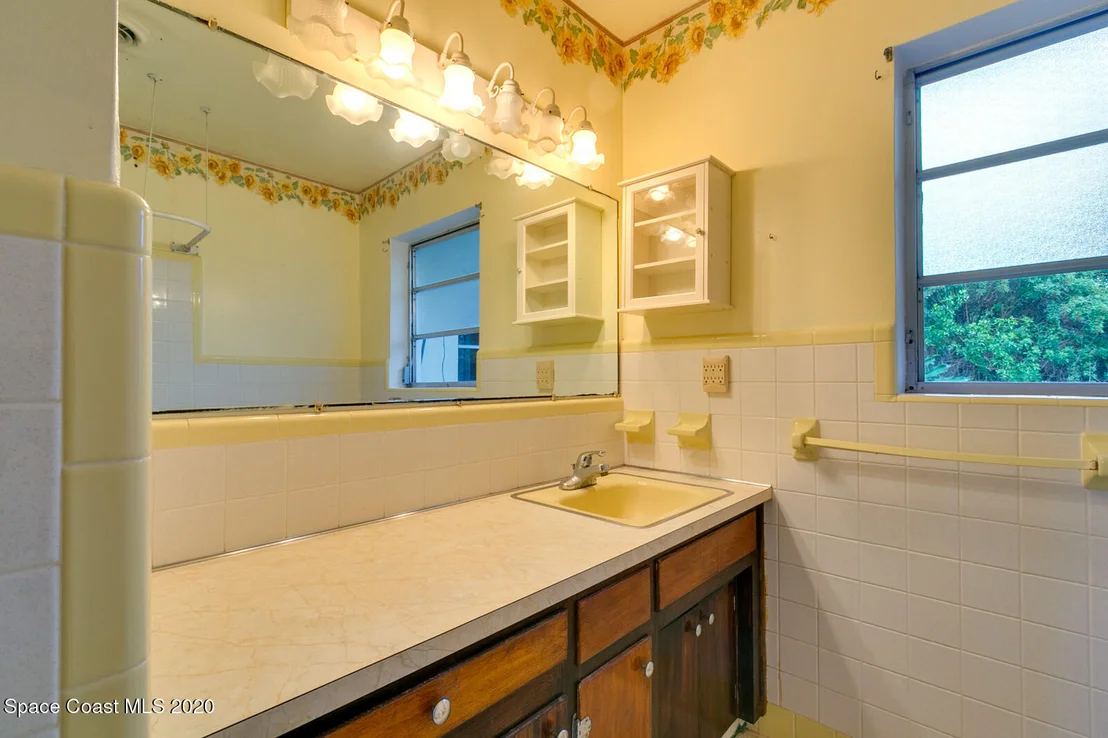 Photo of 3382 Alice Street
