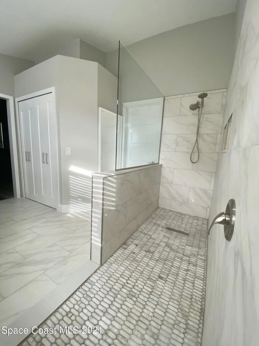 Photo of 3937 Saint Armens Circle