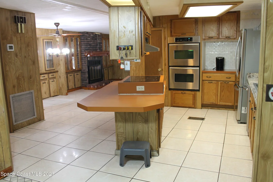 Photo of 2333 Parrish Road