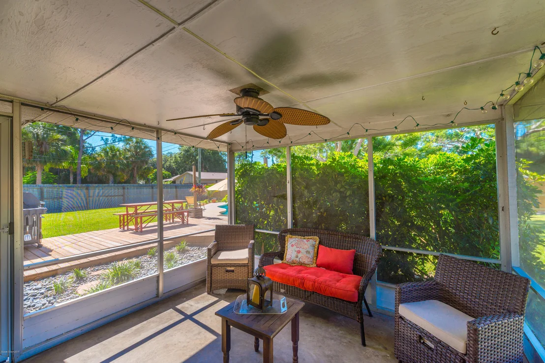 Photo of 385 Pine Boulevard