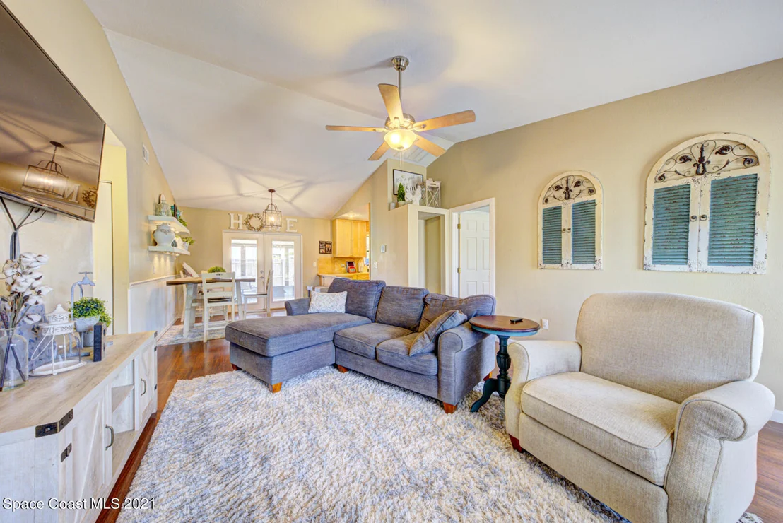 Photo of 6405 Manila Drive