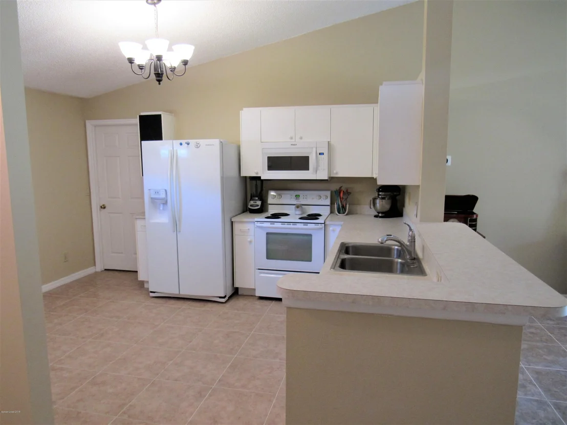 Photo of 550 Creston Court