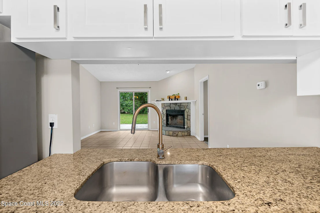 Photo of 6155 Corning Road