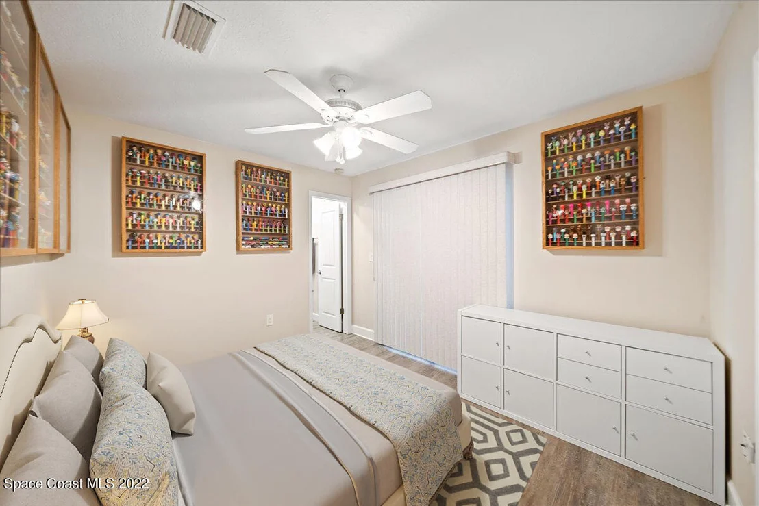 Photo of 1300 Cindy Circle NE