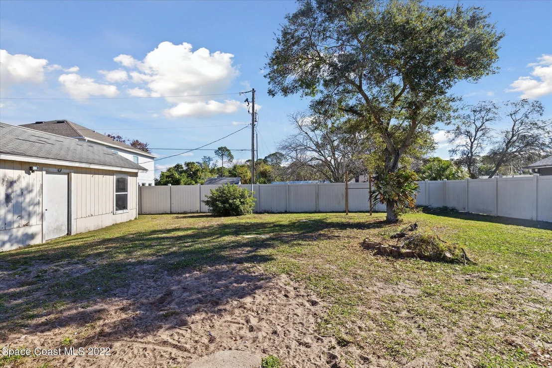 Photo of 6175 Wilderness Avenue