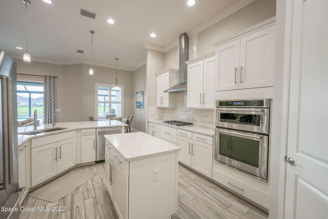 Photo of 7696 Wyndham Drive