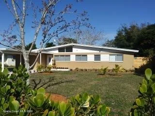 Photo of 1044 Avon Place