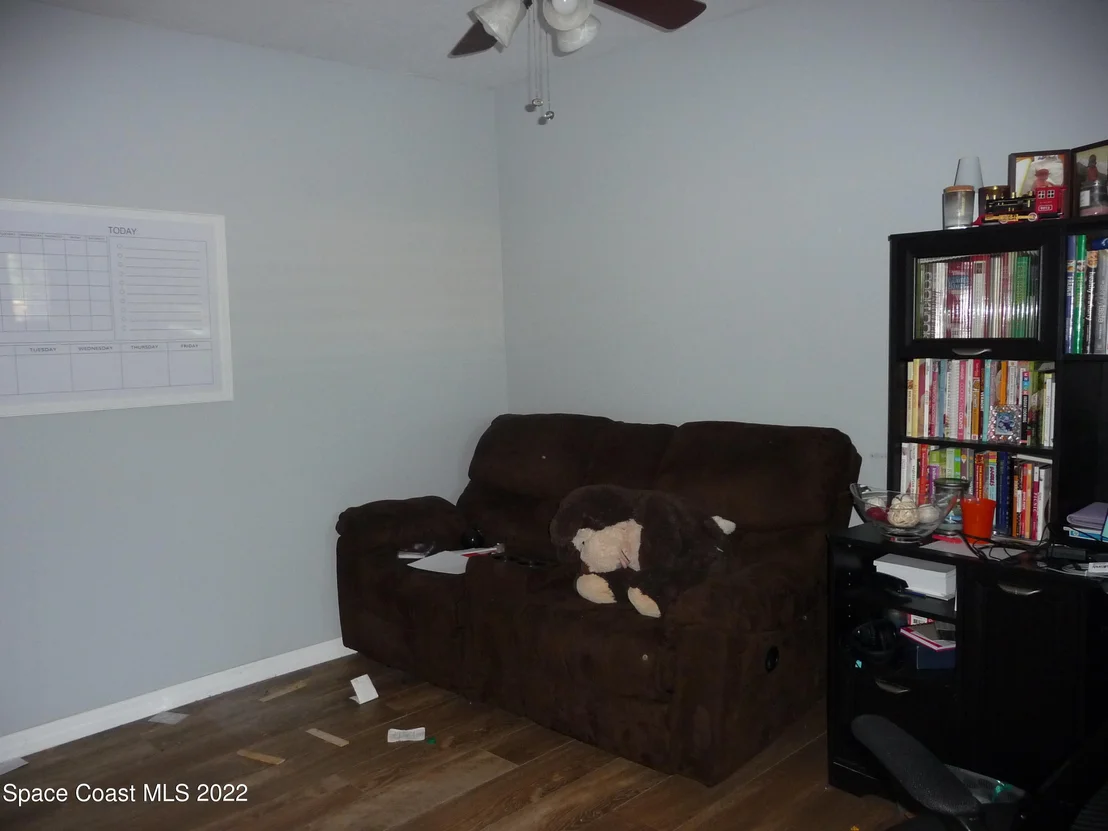 Photo of 1061 Fairlawn Drive