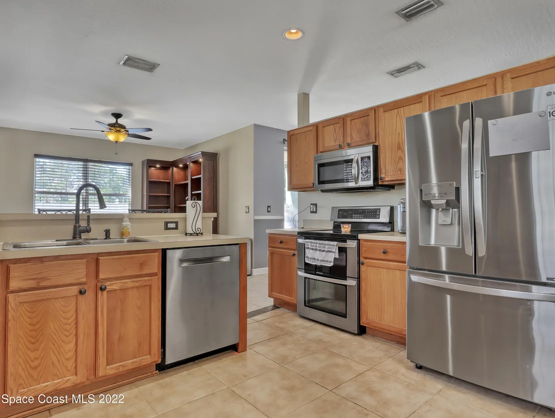 Photo of 74 Sedgewood Circle