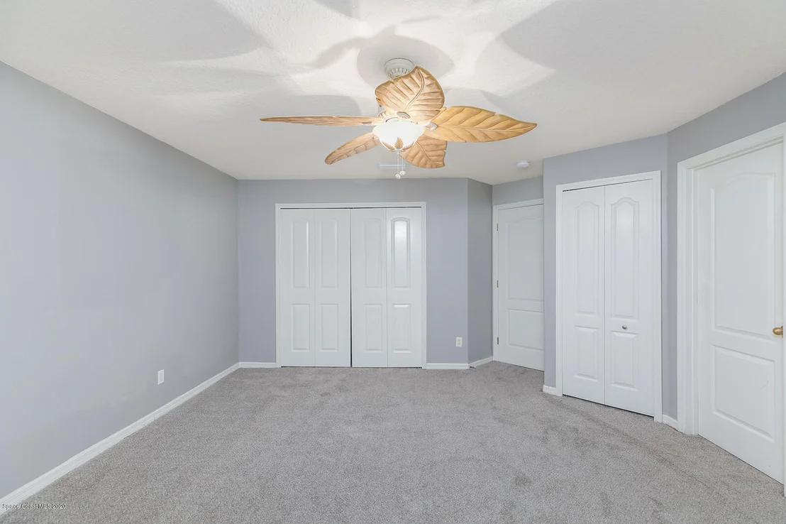 Photo of 895 Villa Drive