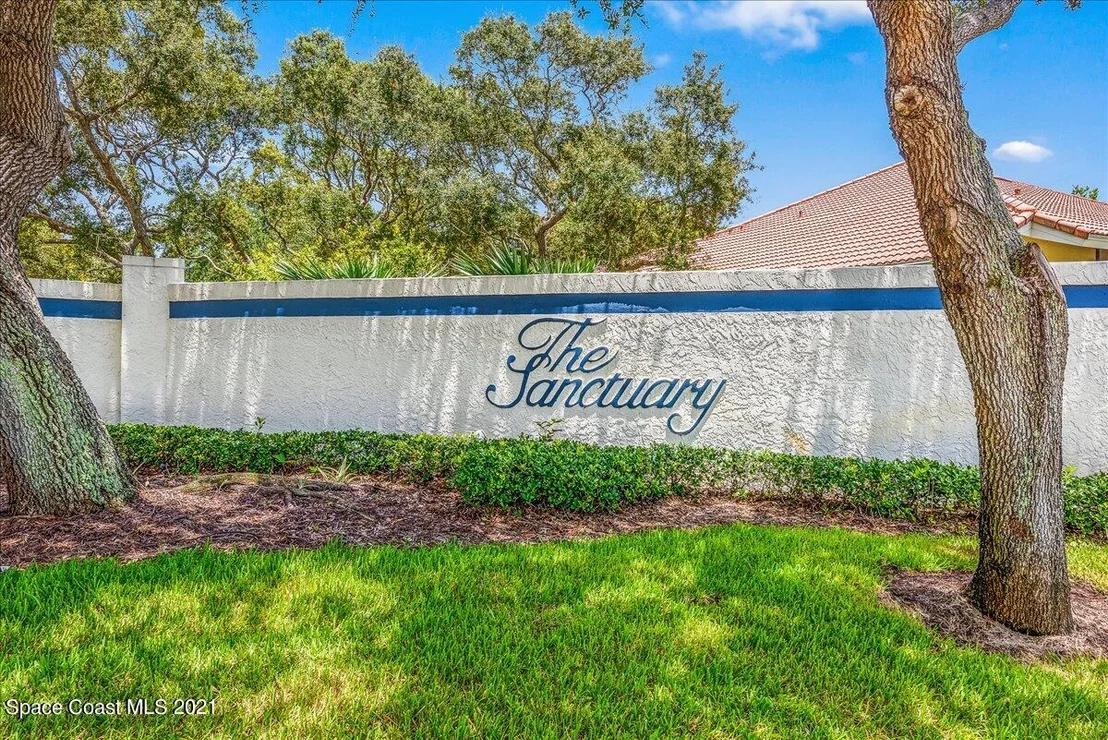 Photo of 505 Sanderling Drive