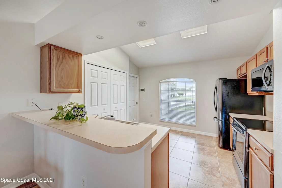 Photo of 971 Pineland Drive
