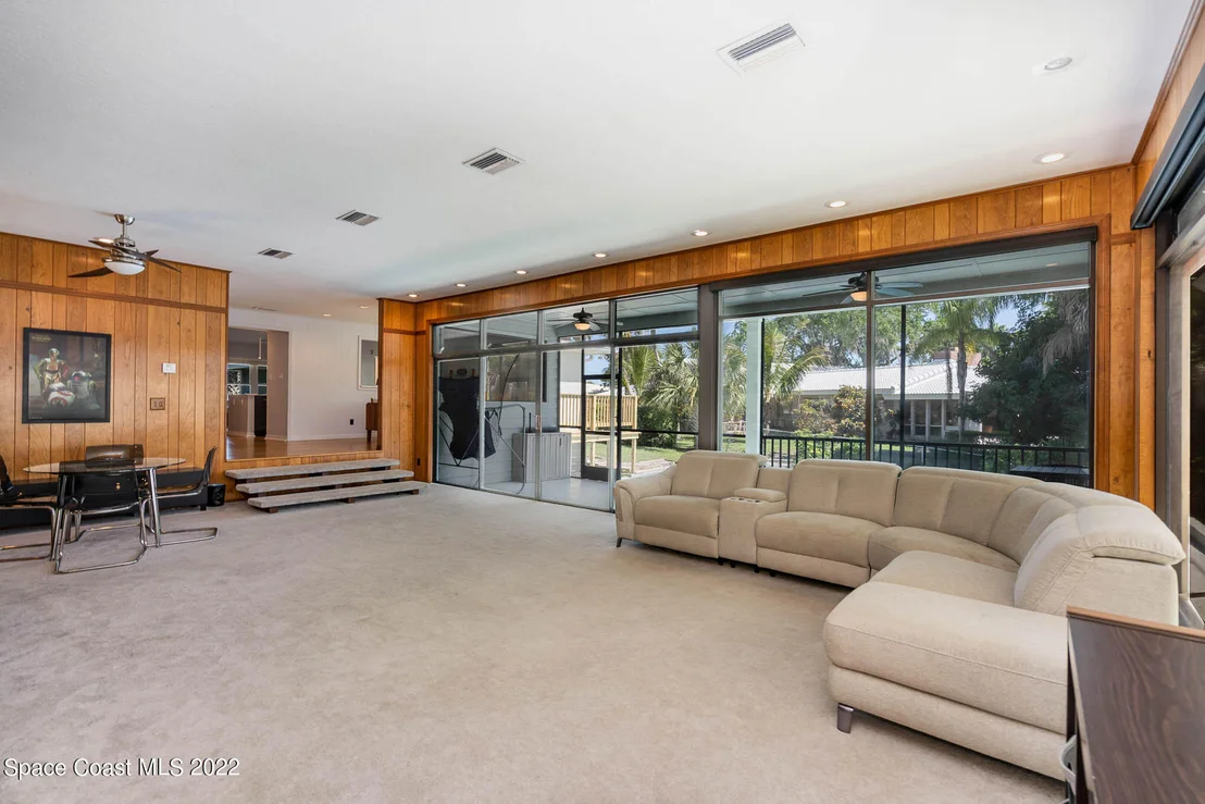 Photo of 1134 Rivermont Drive