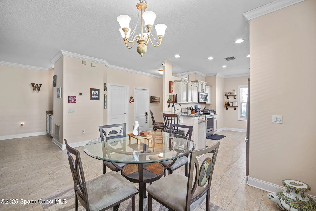 Photo of 381 Waterside Circle