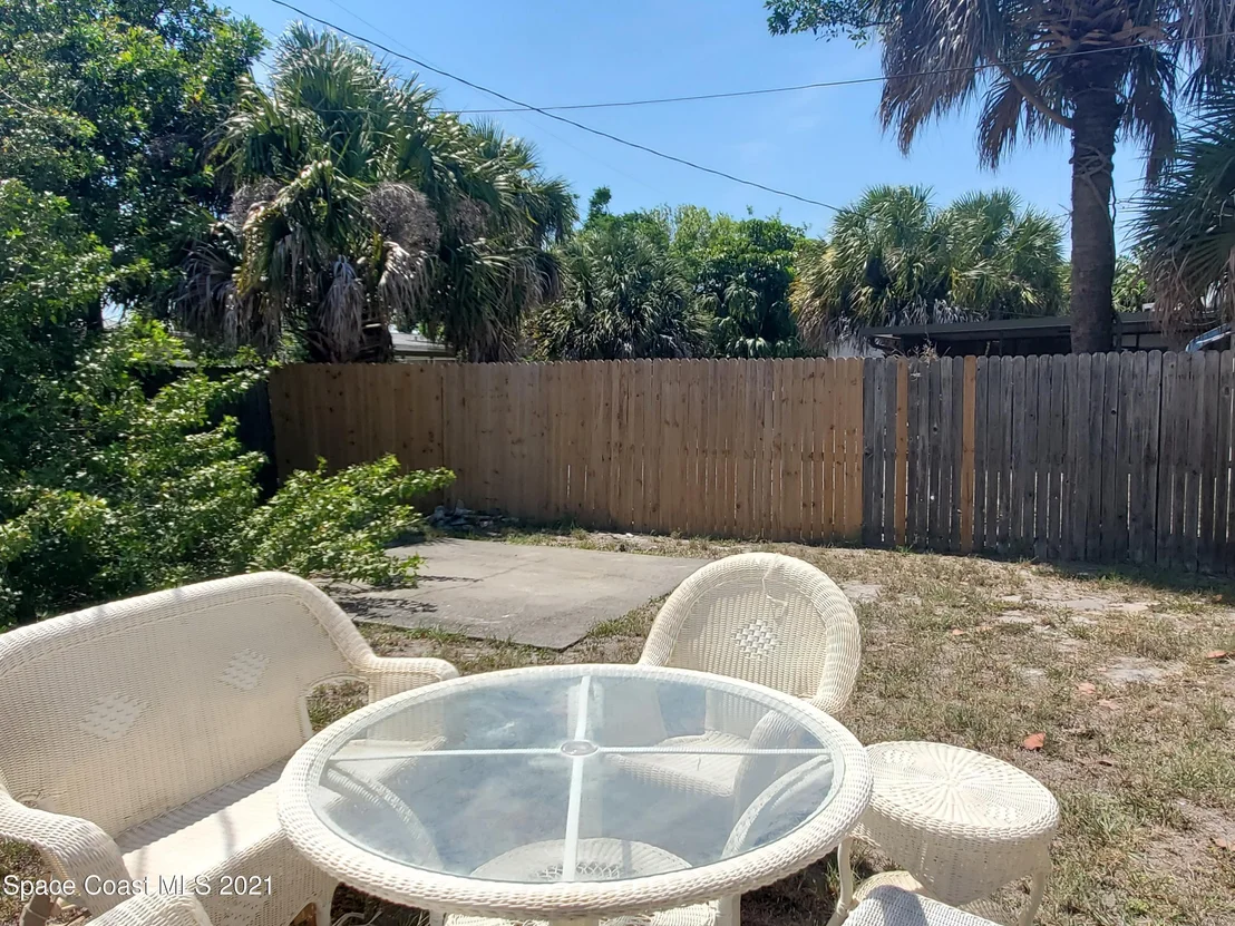 Photo of 1054 Cable Lane NE