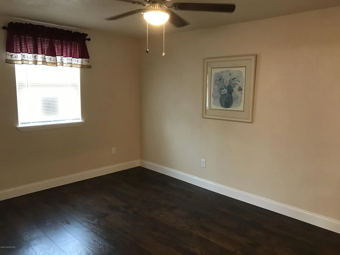 Photo of 3201 Ideal Avenue NE