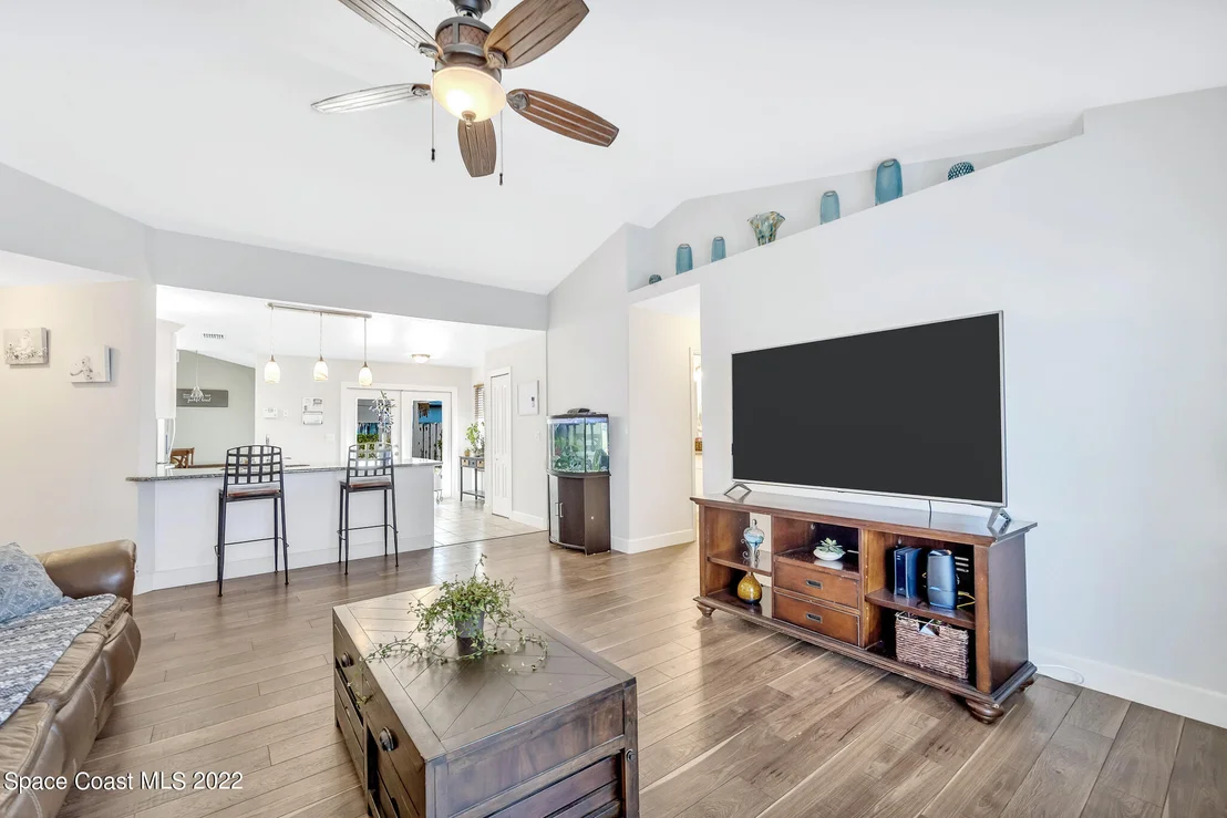 Photo of 905 Pine Baugh Street