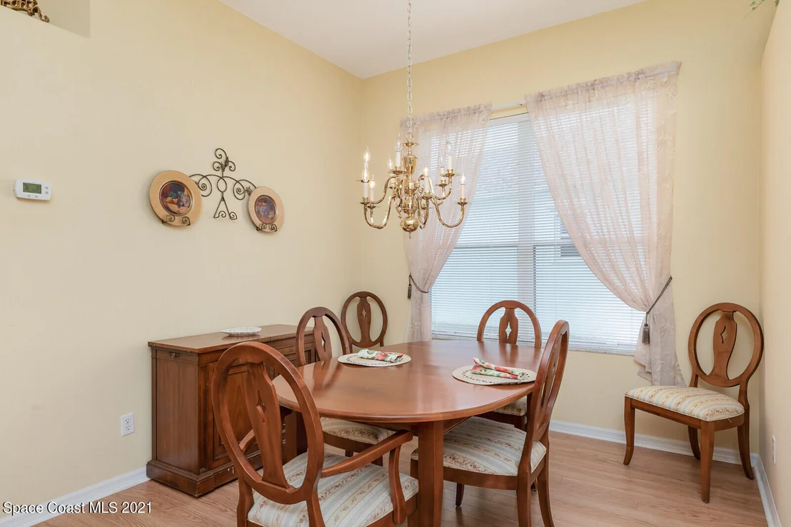 Photo of 849 Villa Drive