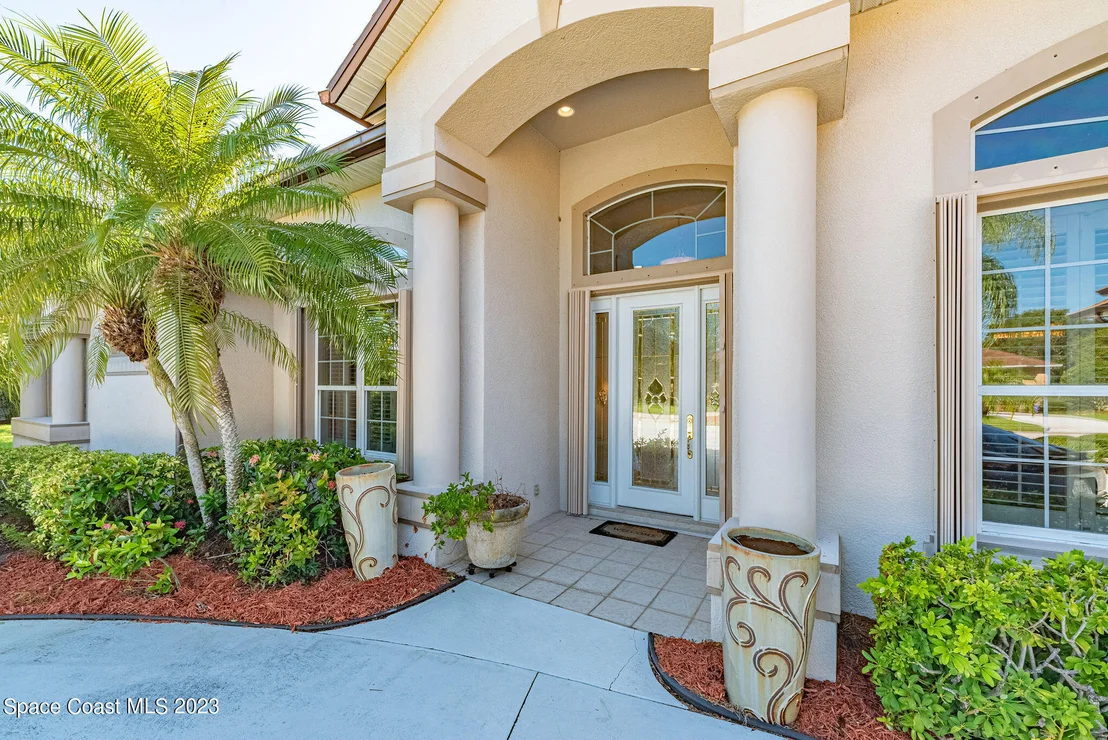 Photo of 1061 Stratford Place