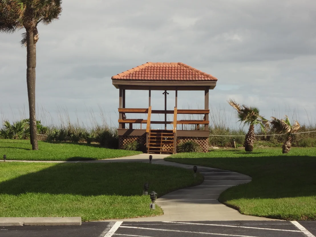 Photo of Unit 112 at 175 Highway A1a