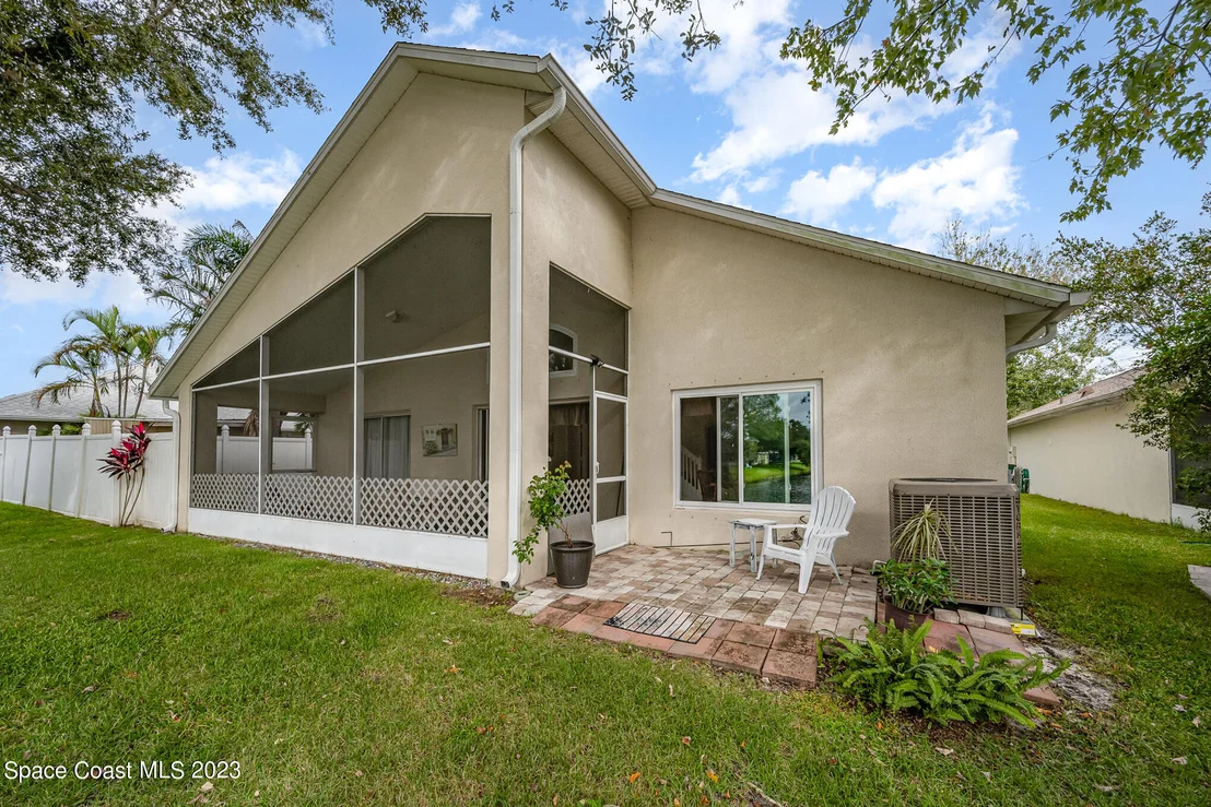 Photo of 2181 Stratford Pointe Drive