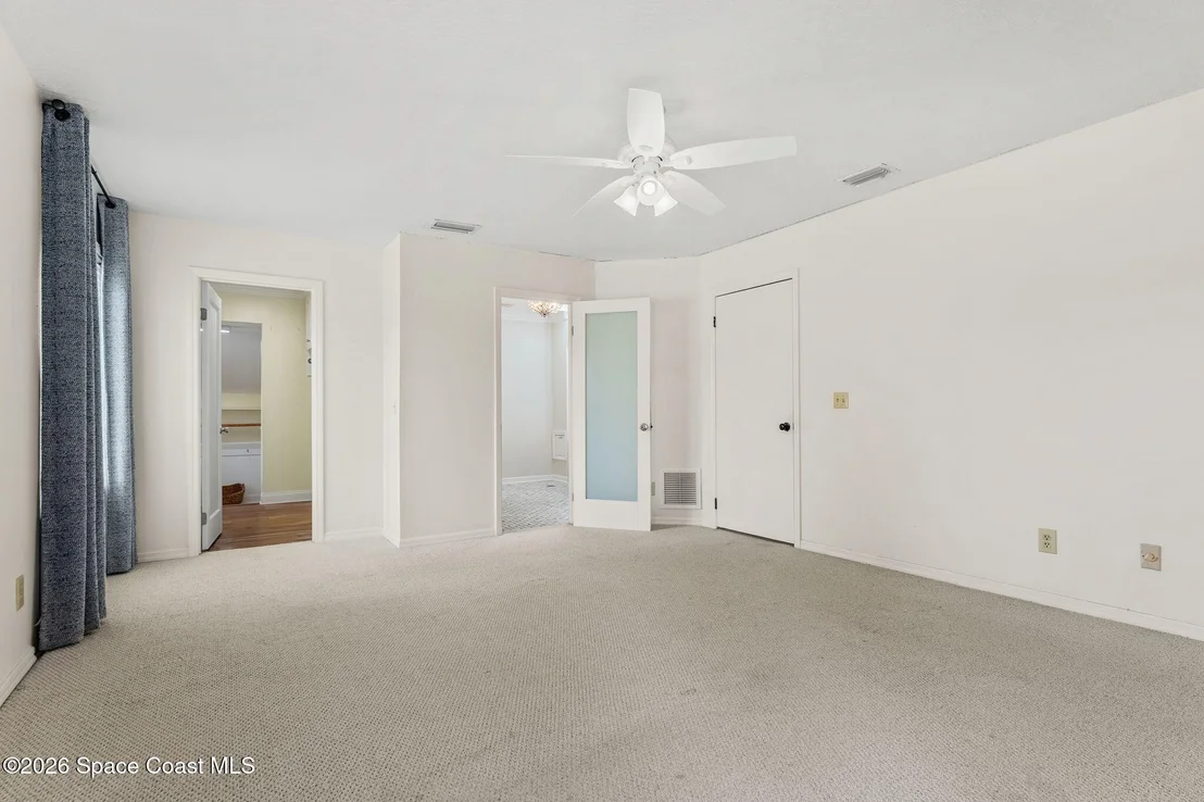Photo of 220 Cardinal Drive