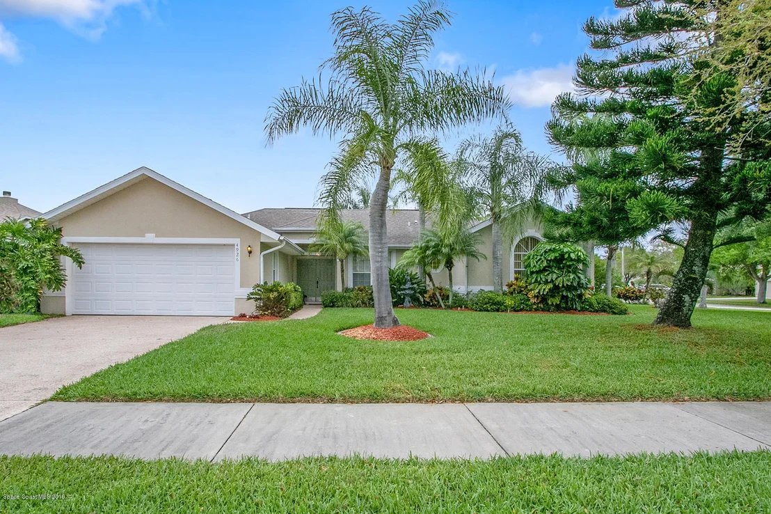 Photo of 4926 Buttonwood Drive