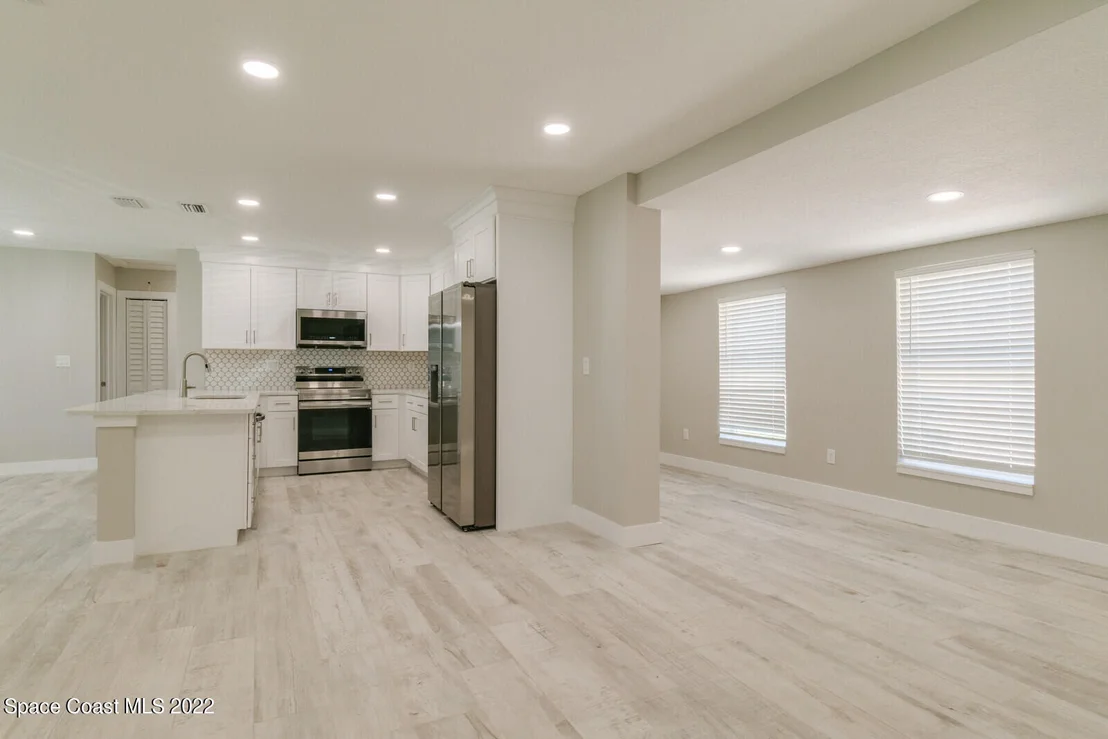 Photo of 2125 Palm Avenue