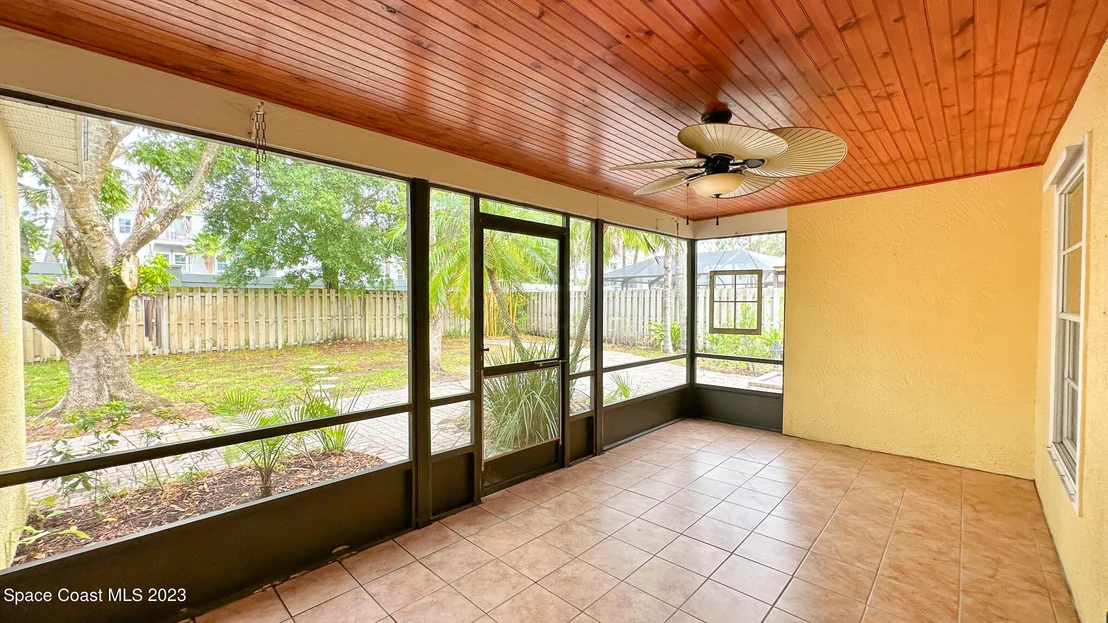 Photo of 4290 Silver Lake Drive