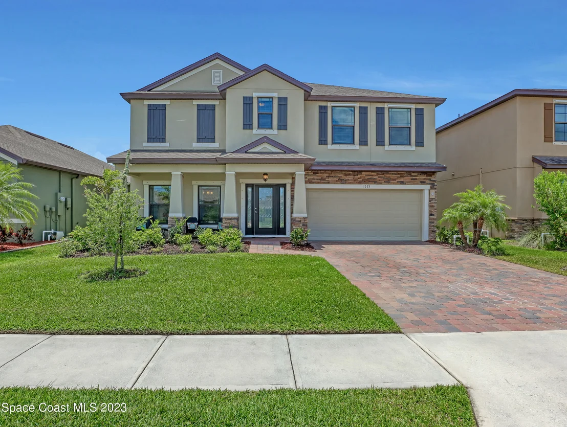 Photo of 1013 Musgrass Circle