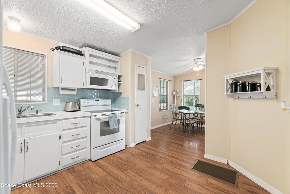 Photo of 7523 Boxelder Road