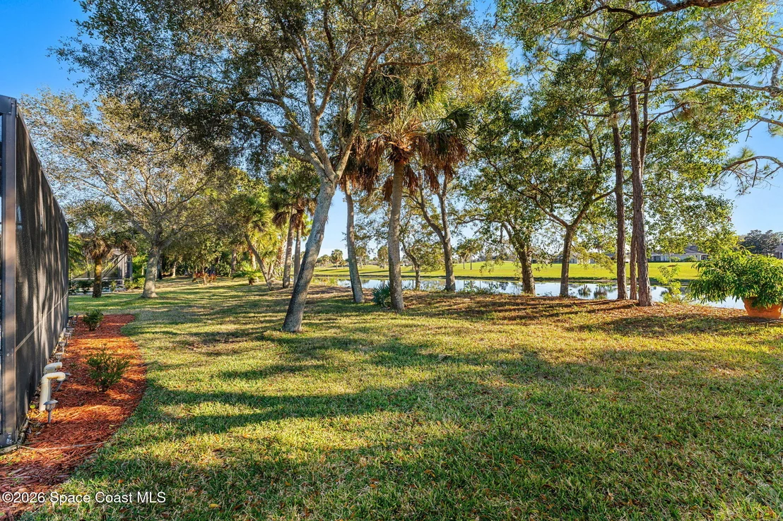 Photo of 1811 Admiralty Boulevard