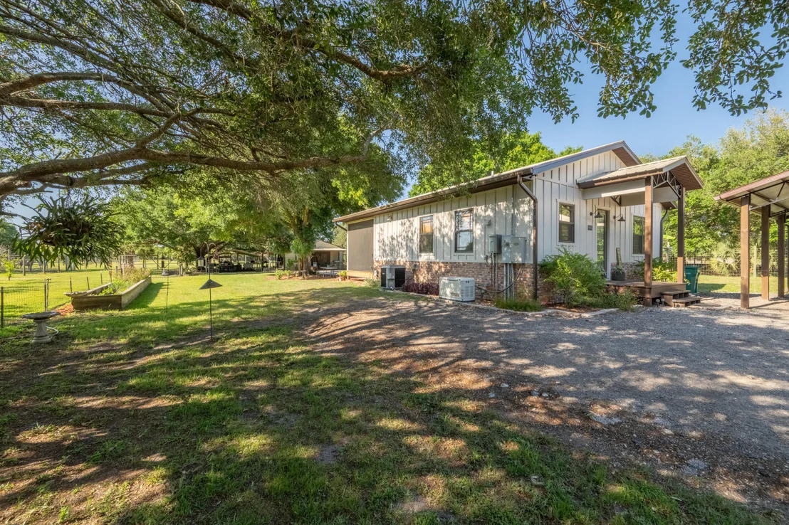 Photo of 4600 Dixie Way