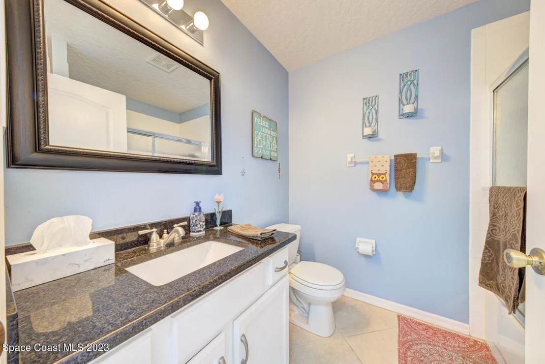 Photo of 1061 Meadowbrook Road NE
