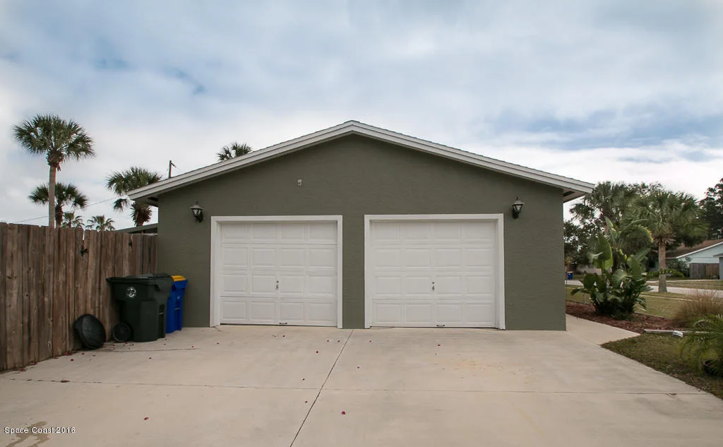 Photo of 1088 Hermosa Drive