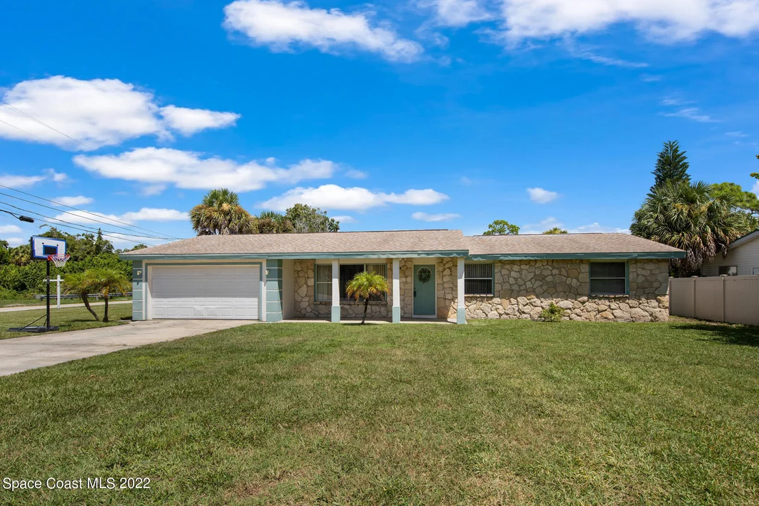 Photo of 2653 Lemon Street NE