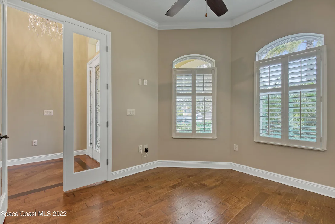 Photo of 4625 Leo Lane
