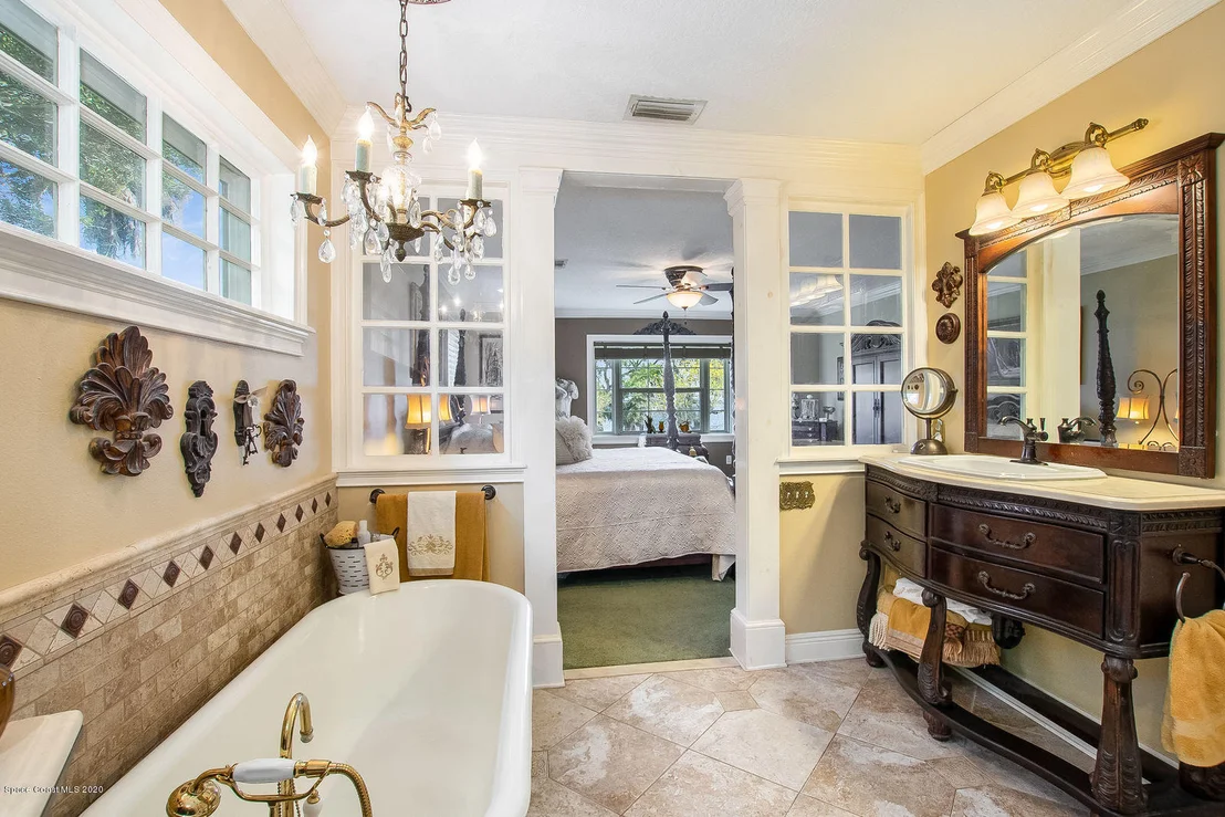 Photo of 1711 Rockledge Drive